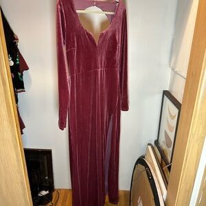 Lulu's Burgundy Velvet Long Sleeve Dress